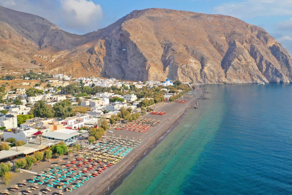 Santorini: Best Of Santorini Private Tour with a Local Guide - Megalochori for a quieter village walk