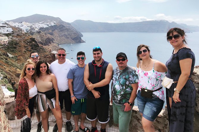 Santorini Bliss: Discover the Charms of the Southern Delight - Who will get the most from this tour