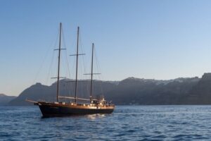 Santorini: Caldera and Oia with King Thiras Boat - Nea Kameni Volcano: The Crater Walk That Makes This Tour Worth It