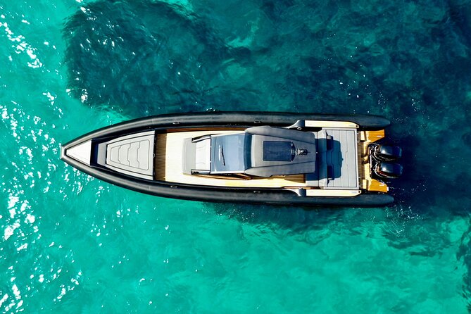 Santorini Caldera: Private Cruise with Speed Boat & Open Bar - Thirassia, a slower island lunch