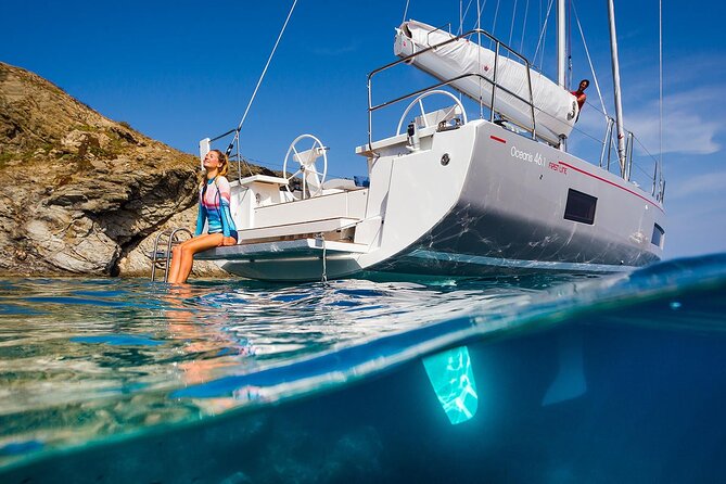 Santorini: Caldera Private Sailing Boat Cruise with Beneteau Oceanis 46.1 - BBQ, seafood, and an open bar on board