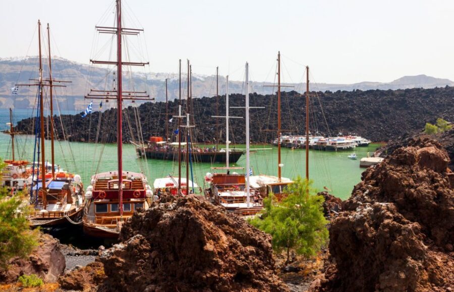 Santorini Caldera: Sunset Cruise with Dinner - Who This Cruise Is Best For (and Who Should Skip It)