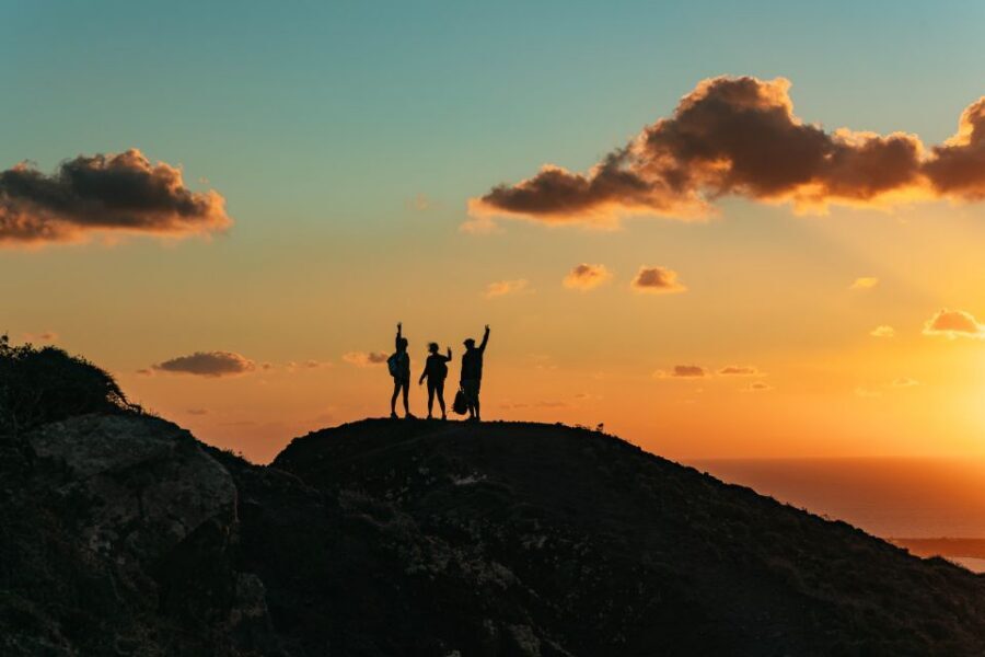 Santorini: Caldera Trail Guided Hike and Sunset Viewing - Terrain, Pace, and Footwear: What 10 km Really Feels Like