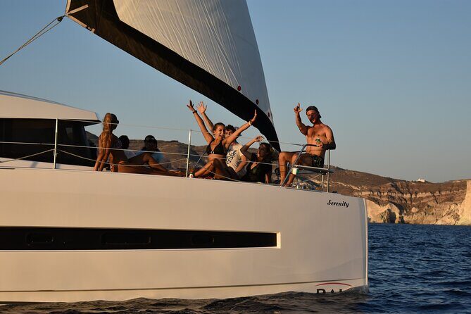 Santorini Catamaran Cruise with Fresh Meal and Open Bar - Key things I’d clock before you book