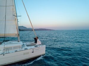 Santorini Catamaran Cruise with Swimming, Meal and Open Bar - Getting to Vlychada: pickups from Thera or Oia, then straight to the old marina