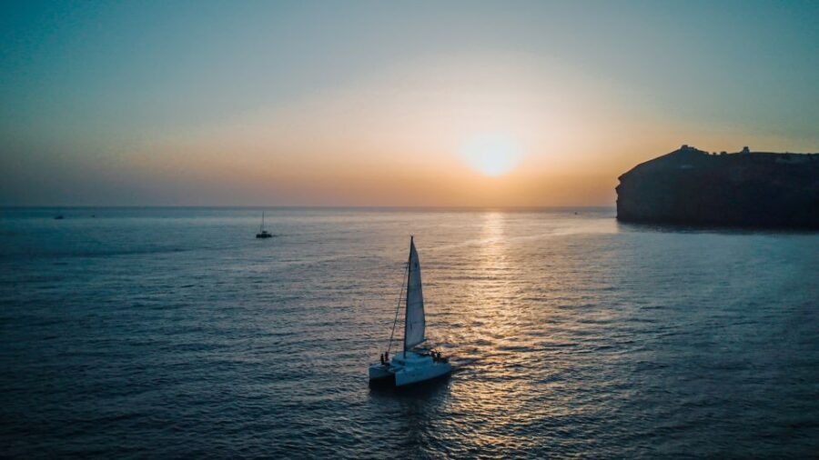 Santorini Catamaran Cruise with Swimming, Meal and Open Bar - What’s in the open bar (and what you should know before you order)