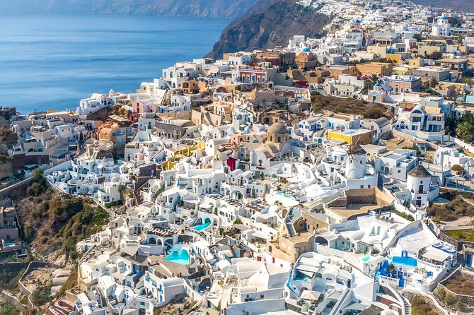Santorini Chauffeur - What the vehicle and driver add