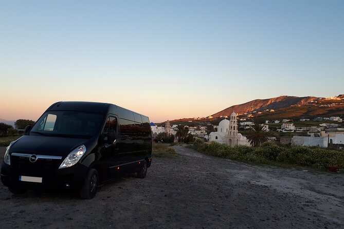 Santorini Chauffeur Services per Hour - Building a day around Oia and Perissa