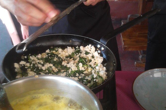 Santorini Cooking and Tasting Experience - Lunch that matches the island flavors you just learned