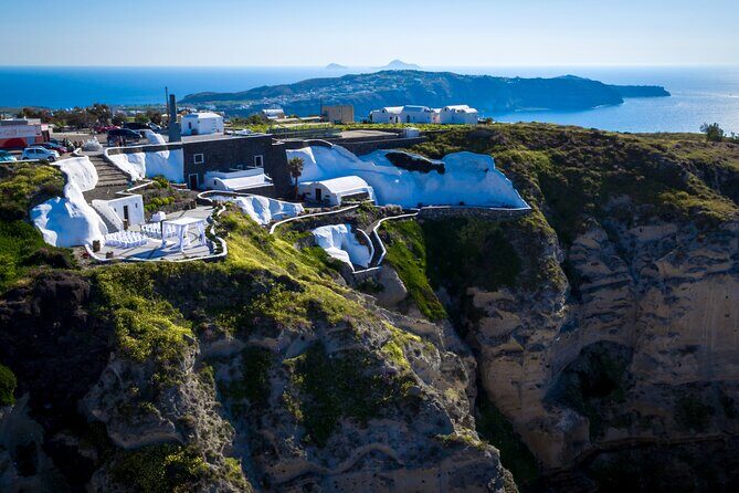 Santorini Cooking Class-2 Wineries: Special Honey Moon Experience - A Private 10:00 a.m. Wine-and-Cooking Honeymoon Loop