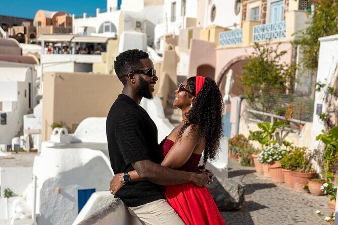 Santorini couple photoshoot with 50 edited photos! - Key Things to Know Before You Go