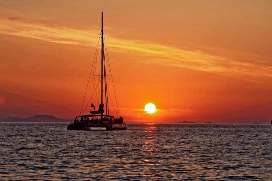 Santorini: Cruise Catamaran with BBQ & Drinks Day or Sunset - Getting to the catamaran: transfers that actually save time