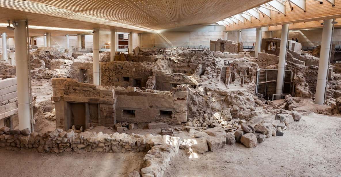 Santorini Cultural Villages and Akrotiri Ruins Private Tour - Emporio and its medieval lanes