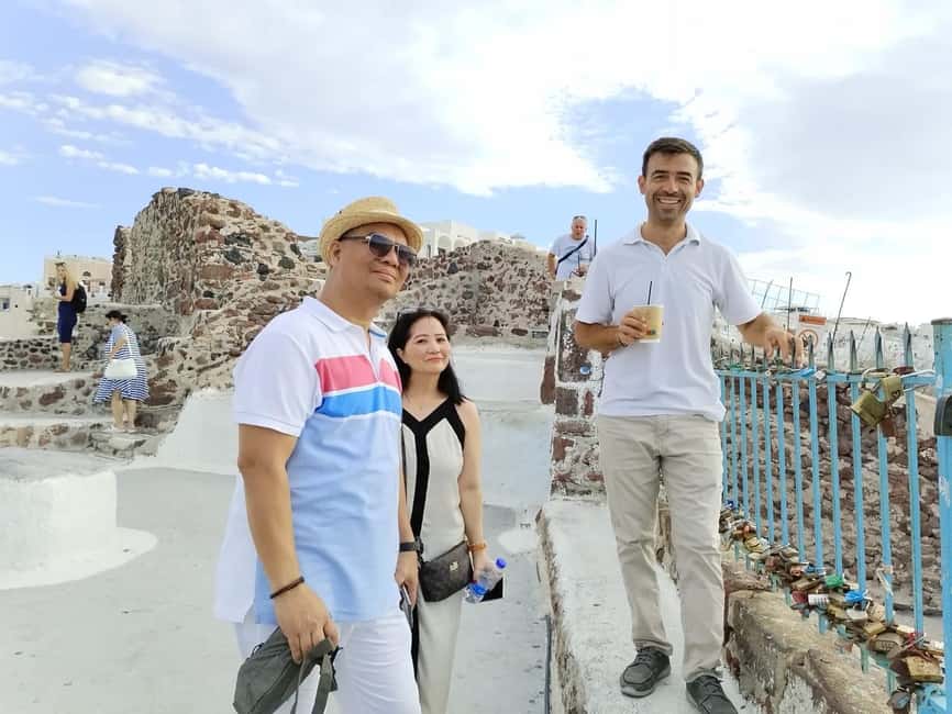 Santorini: Customizable Private Tour with a local Guide - Megalochori and the Heart of Santorini