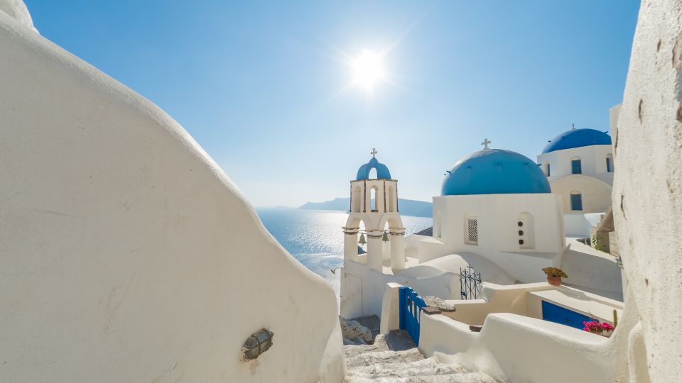 Santorini : Discover with Locals - Private Shore Excursion - A smart Santorini plan for a short port call