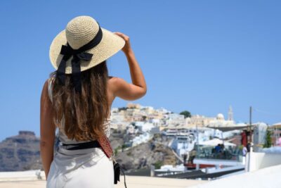 Santorini : Discover with Locals - Private Shore Excursion - Oia: famous views, narrow lanes, and careful timing