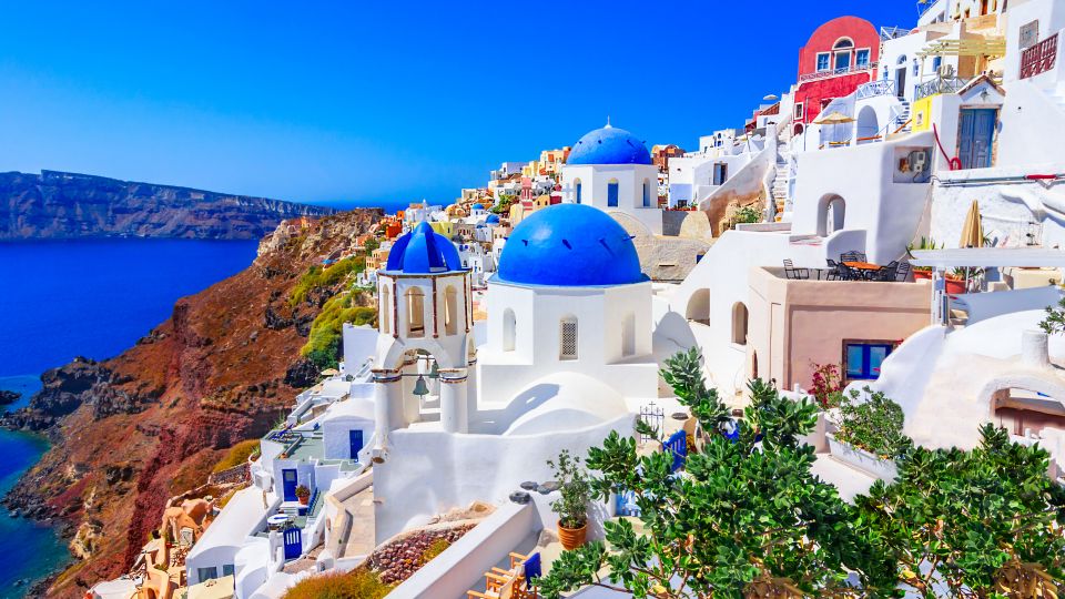 Santorini : Discover with Locals - Private Shore Excursion - Perissa and Kamari: volcanic shore time