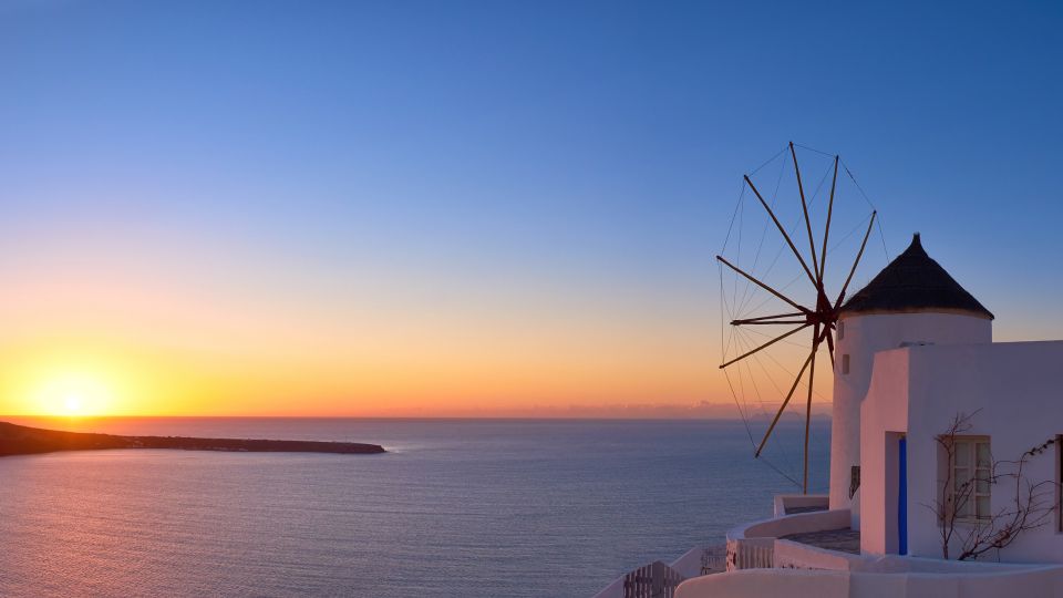 Santorini : Discover with Locals - Private Shore Excursion - Who gets the best value for $200