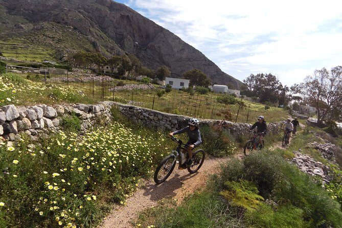 Santorini E-bike Adventures - The Original Bike Tours - The energy breaks: water, snacks, and time to cool off