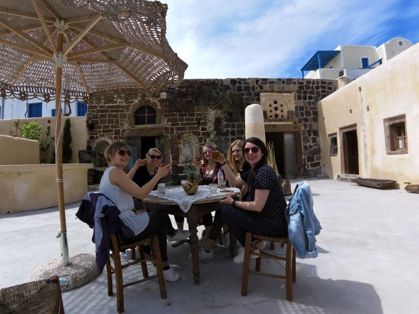 Santorini: Electric Mountain Bike Adventure - Emporeio’s medieval maze and fresh orange juice stop