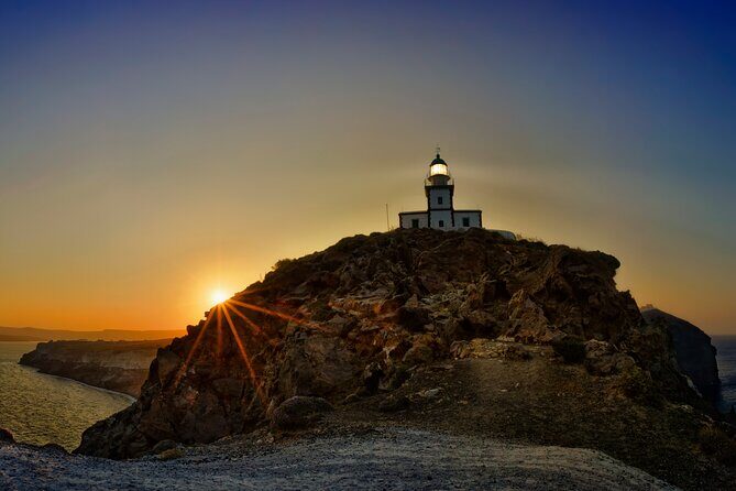 Santorini Essentials Full Day Private Tour - Akrotiri Lighthouse: the cliff viewpoint for wide-angle views