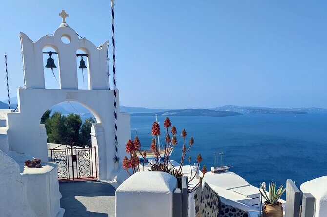 Santorini Essentials Half Day Private Sightseeing Tour - A 4-hour Santorini route that hits the right highlights without rushing