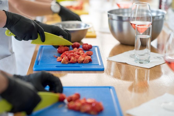 Santorini Farm-to-Table Cooking Class with a Local Chef, Christos - What the strongest praise tells you