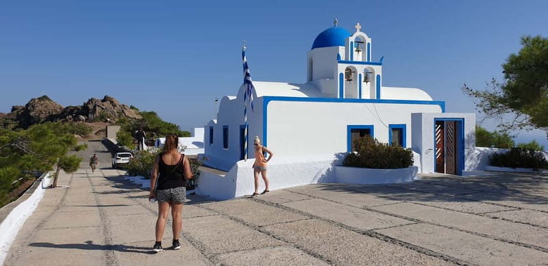 Santorini: Fira to Oia Caldera Hike with Guide - Why the guide changes the whole experience (Agatha and Kathryn shine)