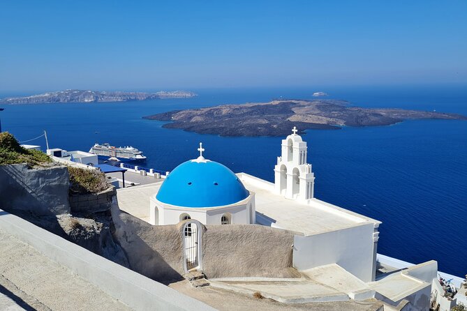 Santorini First-Time Guests Private Tour Sightseeing, excavetions & wine testing - Firostefani: Caldera Views Without Leaving the Capital