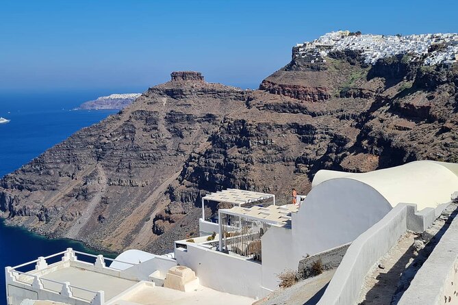 Santorini First-Time Guests Private Tour Sightseeing, excavetions & wine testing - Four Local Wines and the Volcanic Soil