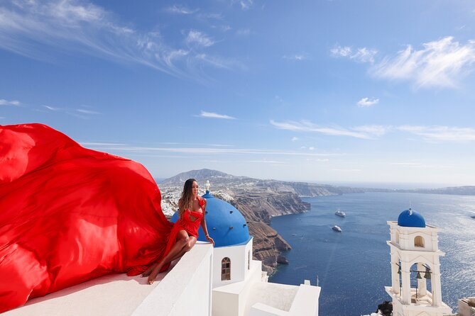Santorini Flying Dress Photography - Who will enjoy this most?