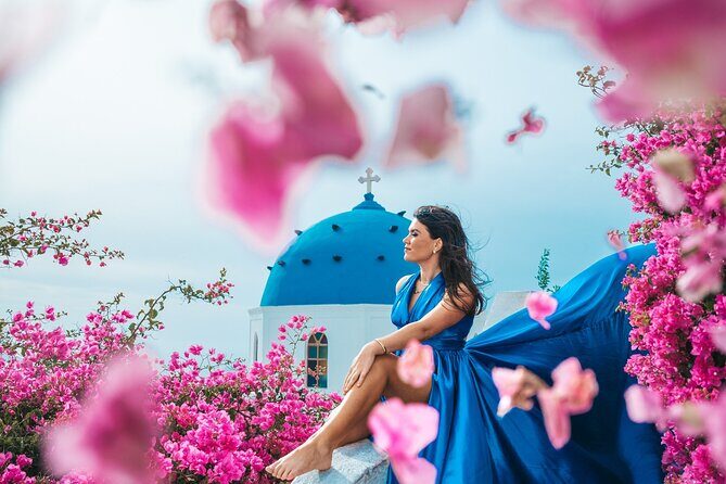 Santorini: Flying Dress Photoshoot - Who This Flying Dress Session Suits Best (And Who Might Skip It)