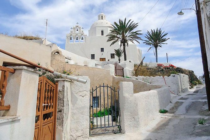 Santorini Highlights and Wine Tasting Private Tour - Why this private Santorini route works