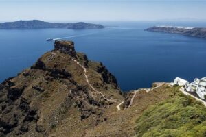 Santorini Highlights Half-Day Private Tour - Pyrgos Kallistis: Choose Between Panoramas or Quiet Old Santorini
