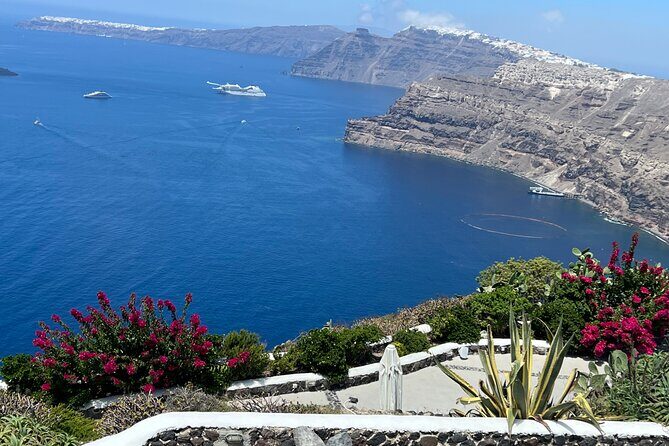 Santorini Highlights: Private Sightseeing Tour in Santorini - Pyrgos at the foot of Prophet Ilias: calmer streets and real panoramas