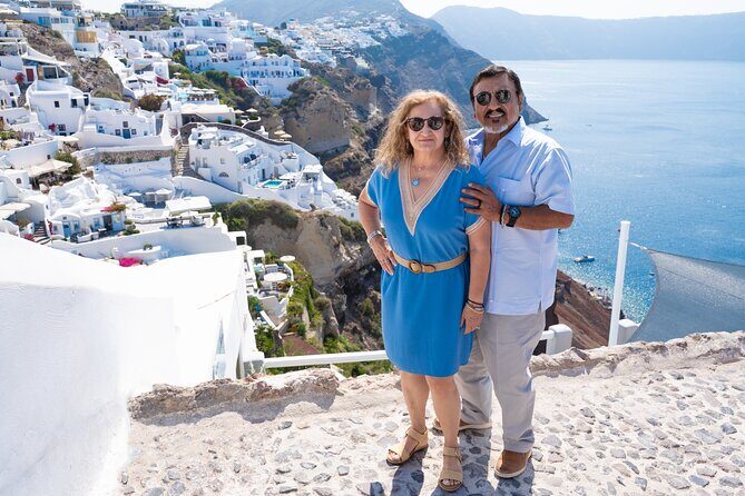 Santorini Highlights Private Tour 6 hours, pick up/ drop included - Perivolos Beach for Black Sand and Real Down Time