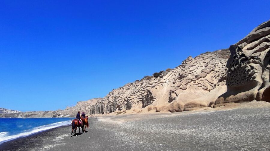 Santorini: Horseback Riding Tour on the Beach - The vineyard-to-beach route: what you see and why it feels different