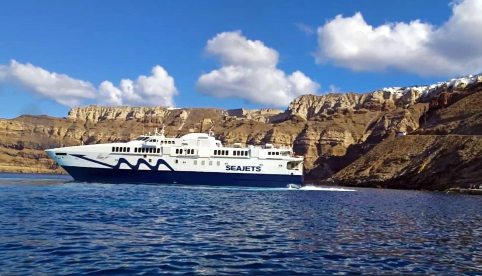 Santorini Island: Guided Tour from the port Rethymno Crete - Crossing from Rethymno to Santorini by high-speed ship