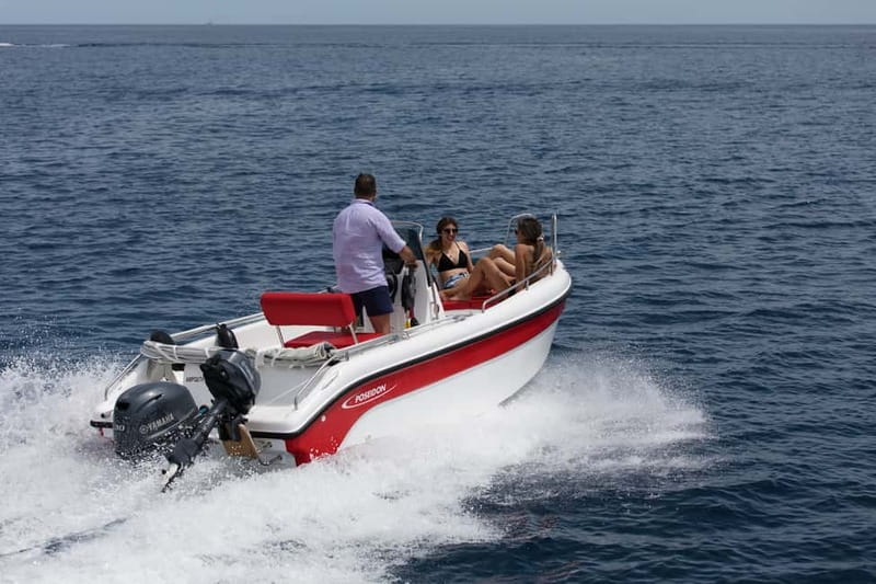 Santorini: license free boat in Santorini - Key points to know before you book