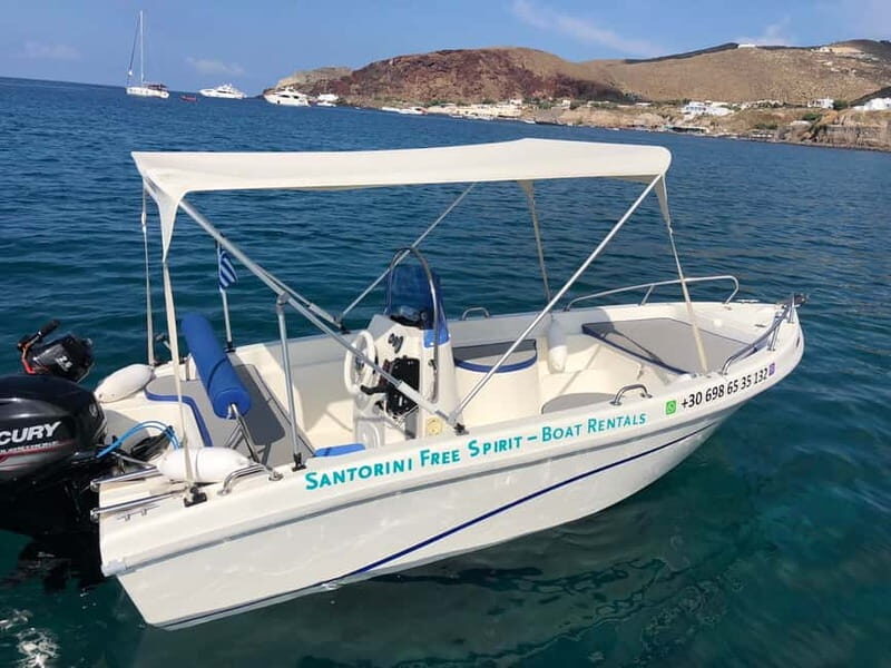 Santorini: License-Free Boat Rental with Ice, Water, & Fruit - Key Things That Make This Santorini Boat Day Work