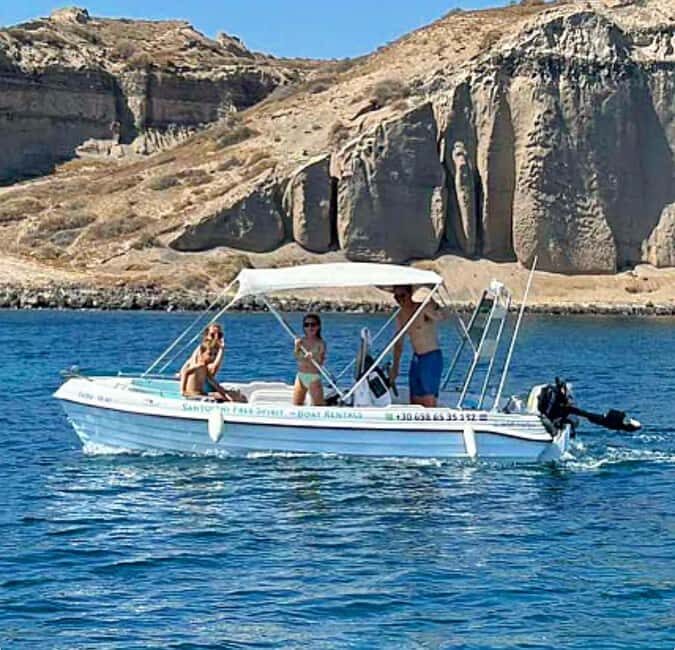 Santorini: License-Free Boat Rental with Snorkeling Gear - Meeting at Notos pier: start fast, feel oriented