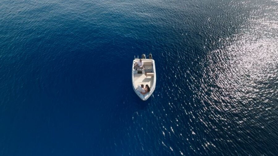 Santorini: License-Free Motor Boat Full or Half-Day Rental - Timing, Meeting Points, and What You Should Bring