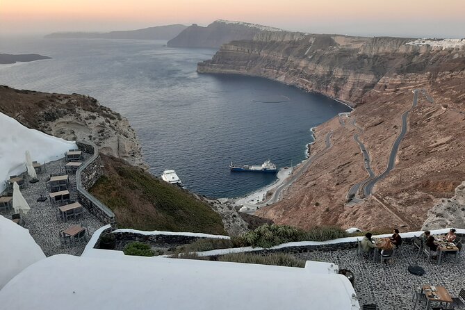 Santorini like a local: Discover local flavors by exploring the island! - Practical details before you book