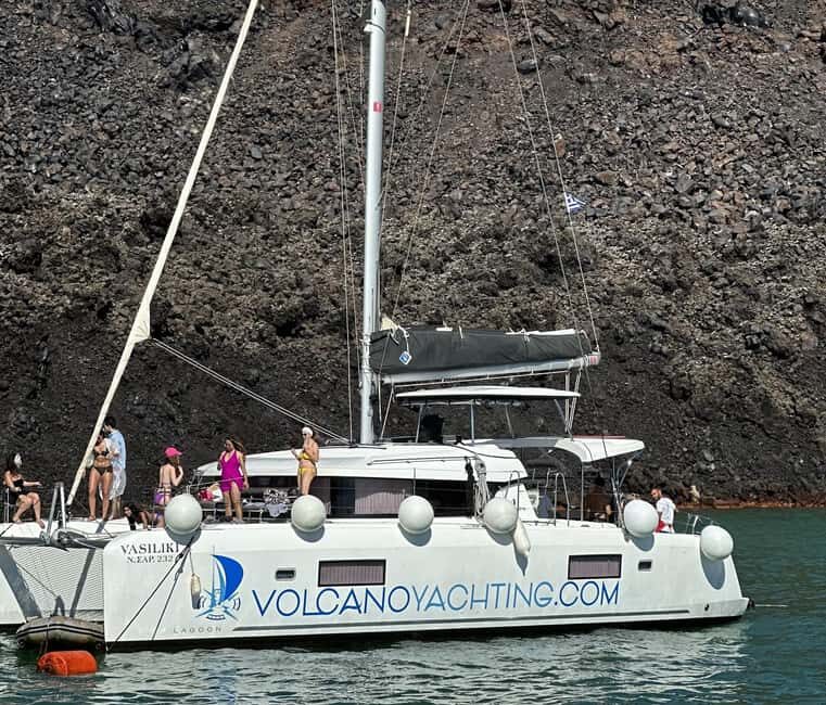 Santorini: Luxury Caldera Cruise With Meal & Drinks - Why this Santorini cruise feels different than hopping islands