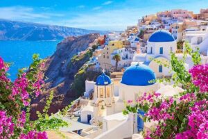 Santorini Luxury Private Island Tours by Golden Memories Tours - The Oia Stop: Blue Domes, White Streets, and Smart Photo Timing