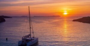Santorini: Luxury Sunset Cruise with Dinner, BBQ, and Drinks - Getting to the Boat: Vlychada Pickup and Transfer Reality