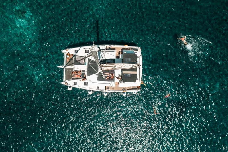 Santorini: Majestic Catamaran Cruise with Meal and Drinks - Key points before you go