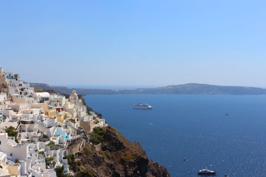 Santorini: Mesa Gonia, Pyrgos and Oia Tour - Pyrgos: Byzantine Churches, a Venetian Fortress, and Northwest Views
