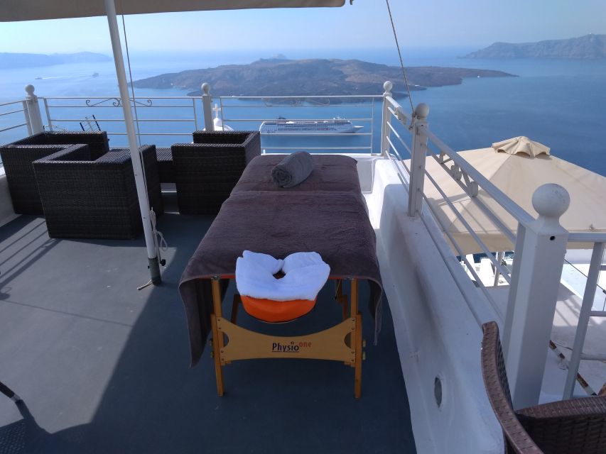 Santorini: Mobile Couples Massage at Your Private Villa - A spa treatment that comes to your Santorini villa