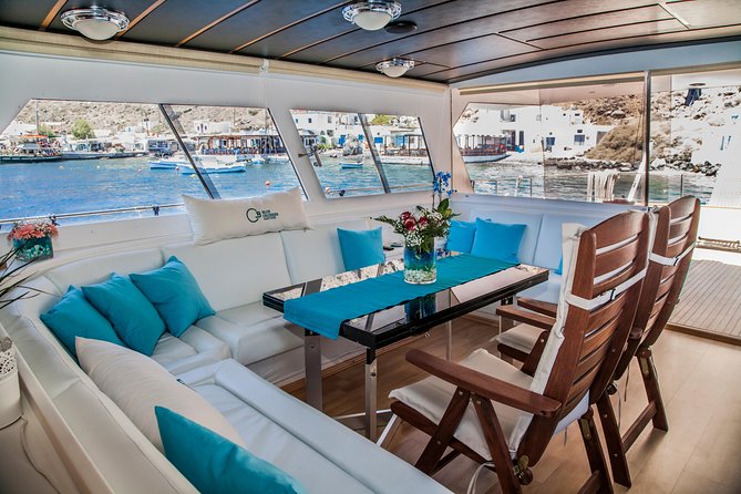 Santorini: Motor Yacht Private Cruise with 5-Course Meal - Leaving Vlihada for Santorini’s southern beaches